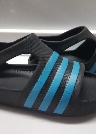 Босоножки adidas 26р