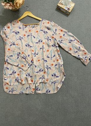Шикарная блуза с ирисами1 фото