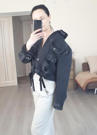 Джинсовая куртка со съемным воротником bershka1 фото