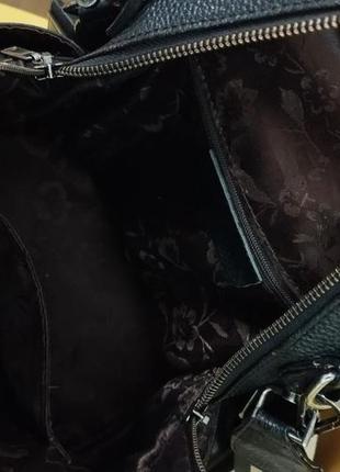 Гарний шкіряний рюкзак (чорний).4 фото