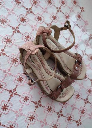 Красивые кожаные босоножки ботинки сандалии туфли7 фото