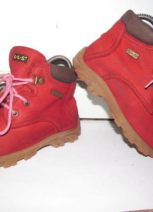 Фирменные кожаные зимние ботинки lls