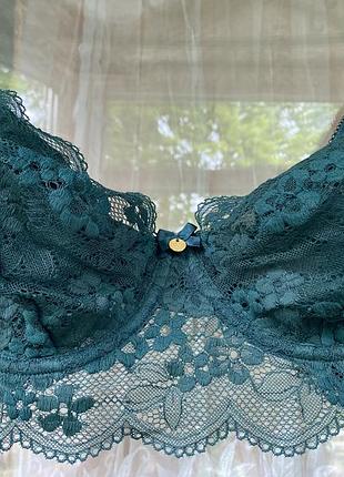 Бюстгальтер