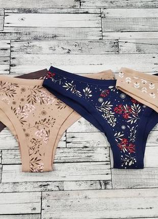 Улюблені бріфи obrana від anabel arto