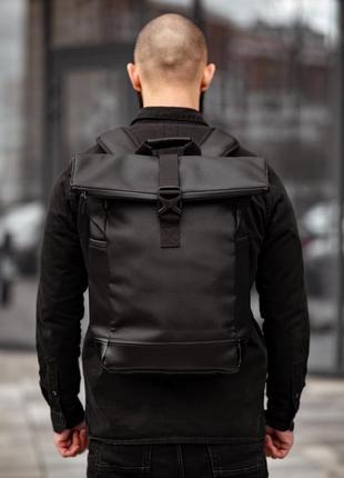 Стильный городской рюкзак rolltop из эко кожи черный спортивный молодежный для путешествий роллтоп
