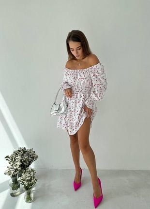 Жіноча елегантна ніжна біла сукня з квітковим принтом тренд 20234 фото