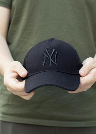 Мужска черная кепка new york yankees  из хлопка фиксируется на липучке размер 55-59 нью йорк9 фото
