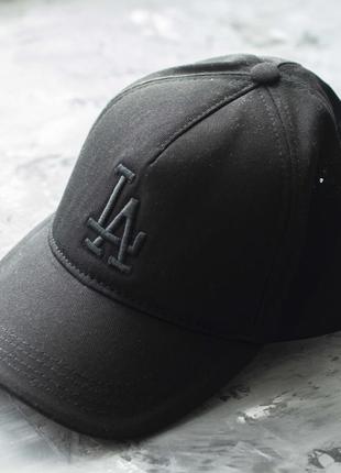 Мужска черная кепка los angeles lakers из хлопка фиксируется на липучке бейсболка лос-анджелес6 фото