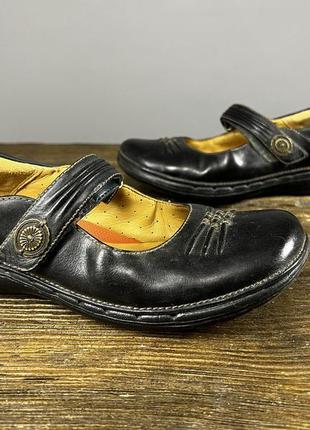 Туфлі clarks srructured, зручні, якісні, розмір 4 (23.5 см, 36) відмінний стан1 фото