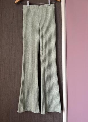 Zara штани кльош в рубчик мятного кольору