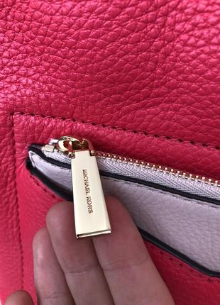 Шкіряний яскравий рюкзак-сумка michael kors оригінал4 фото