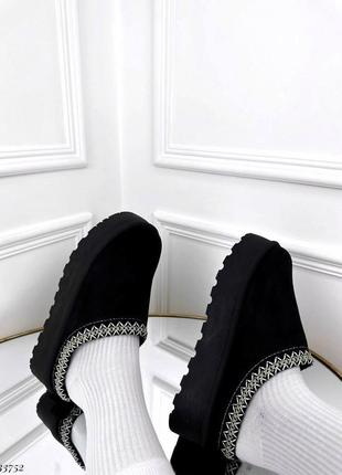 Валянки автоледі на високій підошві. утеплені штучним хутром, теплі шльопанці на платформі