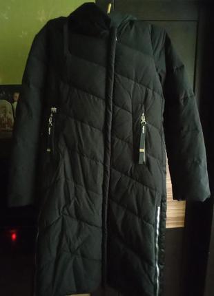 Пальто зимнее женское1 фото