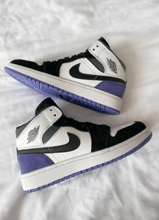 Женские кроссовки nike air jordan 1 retro varcity purple1 фото