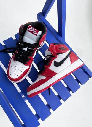 Женские кроссовки nike air jordan 1 retro chicago