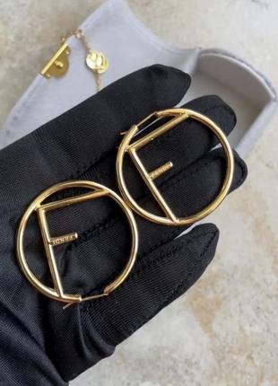 Серьги брендовые в стиле fendi фенди золотые буква f кольца круглые