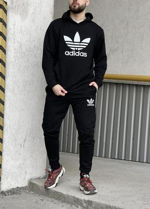 Мужской спортивный костюм adidas