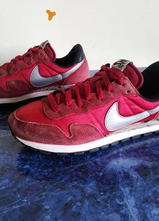 Кросівки nike кроссовки 43 md runner internationalist оригинал