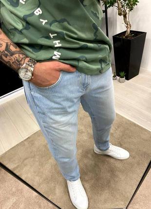 Чоловічі преміальні завужені джинси базові якісні стильні однотонні