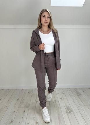 Женские спортивные костюмы4 фото