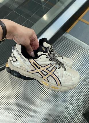 Кроссовки asics gel-kahana 8 beige/gold/black