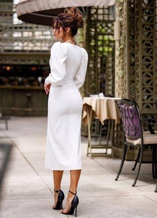 Сукня з обʼємними рукавами