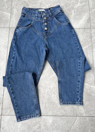 Джинсы на пуговицах, джинсы мом,джинсы имитация белья,джинсы с фигурной кокеткой, басовые джинсы,джинсы мом1 фото