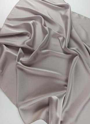 Бандана платок повязка хустка однотонная шелковая серая 70х70 новая качественная3 фото