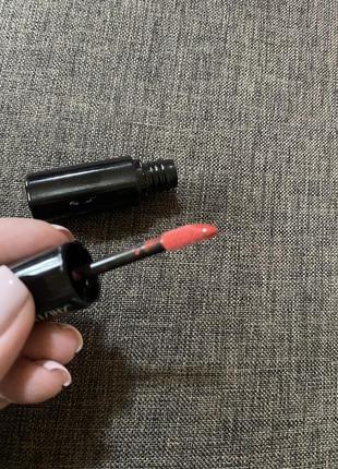 Помада-блеск для губ shiseido lacquer rouge, без коробки №  rd319, оригинал3 фото