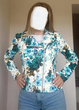Куртка женская искусственная кожа 38 размер в цвете2 фото