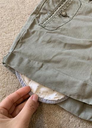 Базові шорти з кишенями, що стирчать, гарного кольору 🖤2 фото