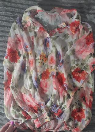 Блузка в квіточку1 фото