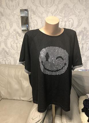 Хороша толстовська для повних