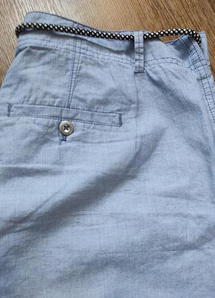 Натуральные голубые чиносы прямые хлопковые брюки с карманами и декоративным поясом от s.oliver10 фото