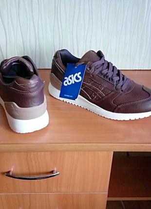 Кроссовки  мужские кожаные  asics gel.