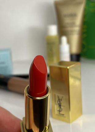 Розкішна помада yves saint laurent rouge pur couture lipstick in 01 le rouge