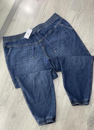 Крутые джинсы на манжетах