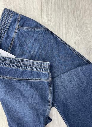 Крутые джинсы на манжетах4 фото