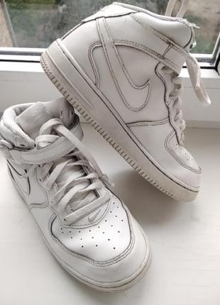 nike sacagawea кроссовки 33 размер 21 см стелька