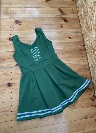 Сукня , платья спортивные