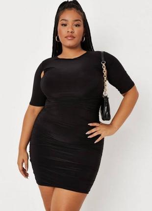 Міні-сукня з вирізами під пахвами