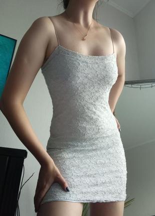 Женское белое платье2 фото