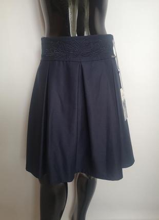 Шкільна спідниця