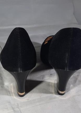 Женские туфли замшевые черные  классические на низком каблуке 37 размер распродажа2 фото