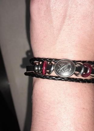 Браслет на руку