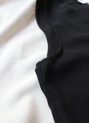 Базова подовжена чорна блуза від h&m v-виріз3 фото