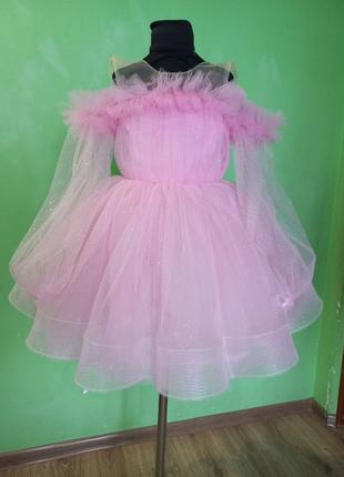Розовое праздничное платье для девочки на любимый праздник день рождения