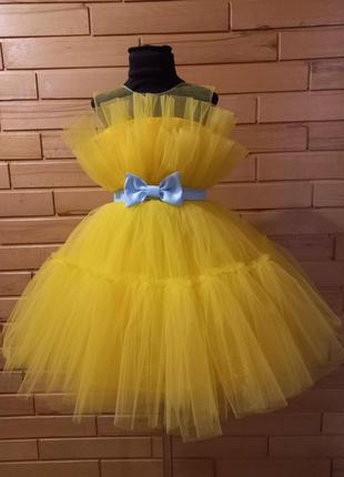 Желтое платье для девочки на праздники день рождения1 фото