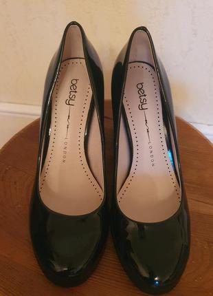 Туфли кожаные женские 36,0