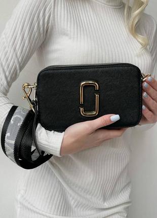 Чорна сумка клатч marc jacobs logo black snapshot crossbody, маленька сумка через плече